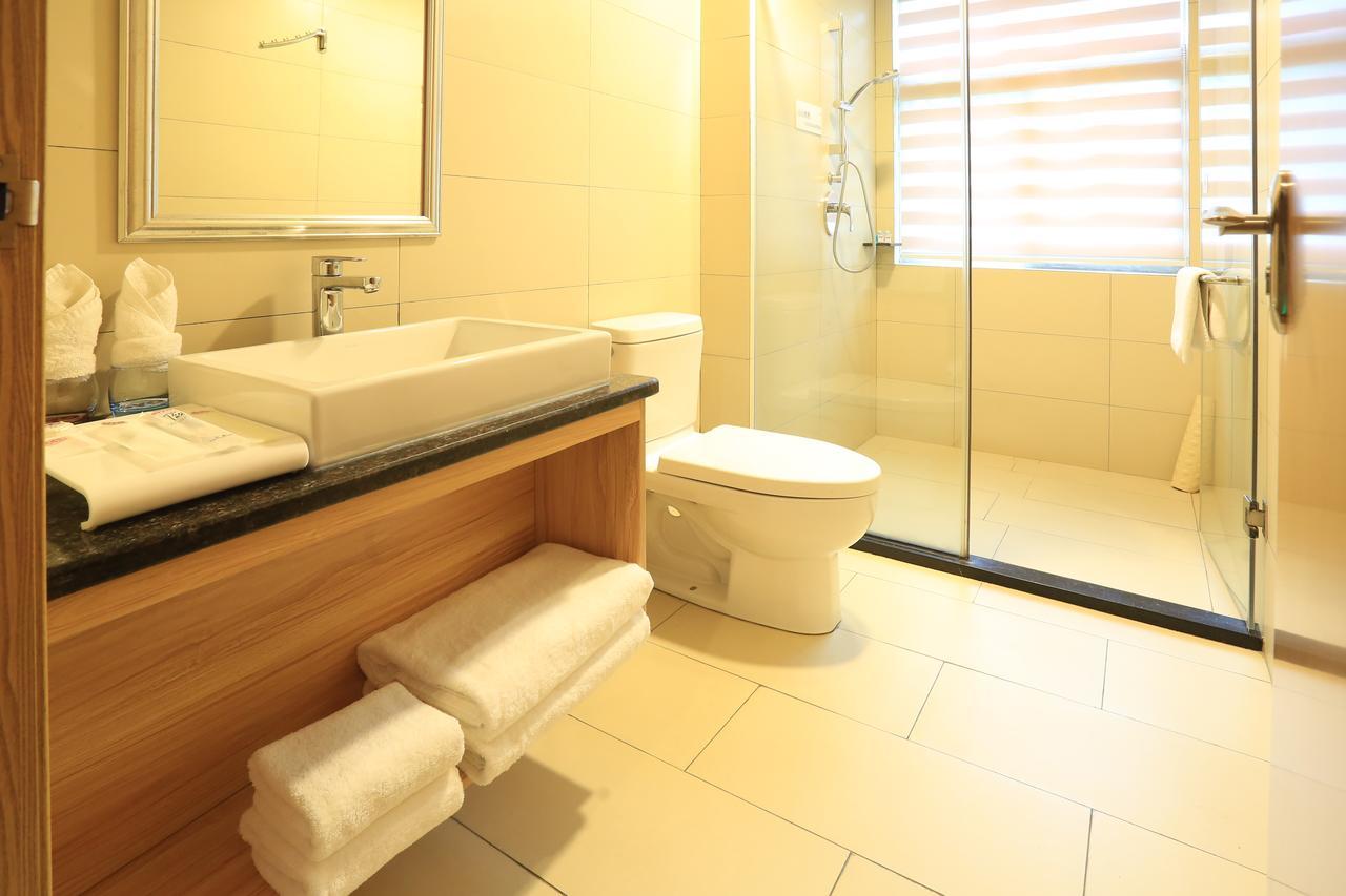 Oyo8001 Tiandi Hotel Sencsen Kültér fotó