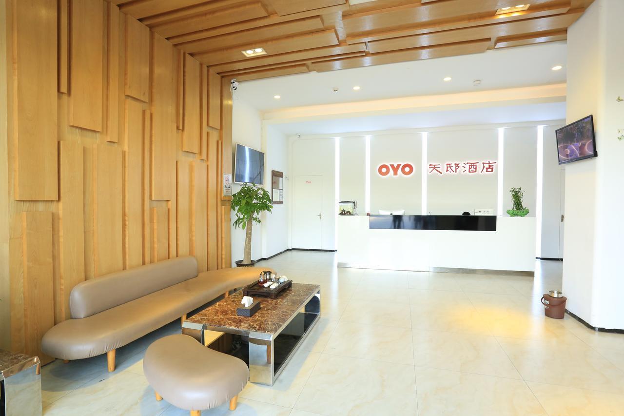 Oyo8001 Tiandi Hotel Sencsen Kültér fotó